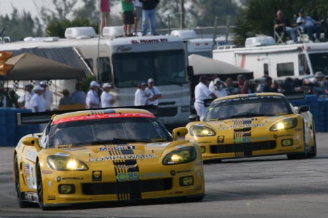 Antonio Garcia og Marcel Fässler skal i år køre for Corvette Racing, hvor de første gang skal i aktion til 12-timers løbet på Sebring den 21. marts.